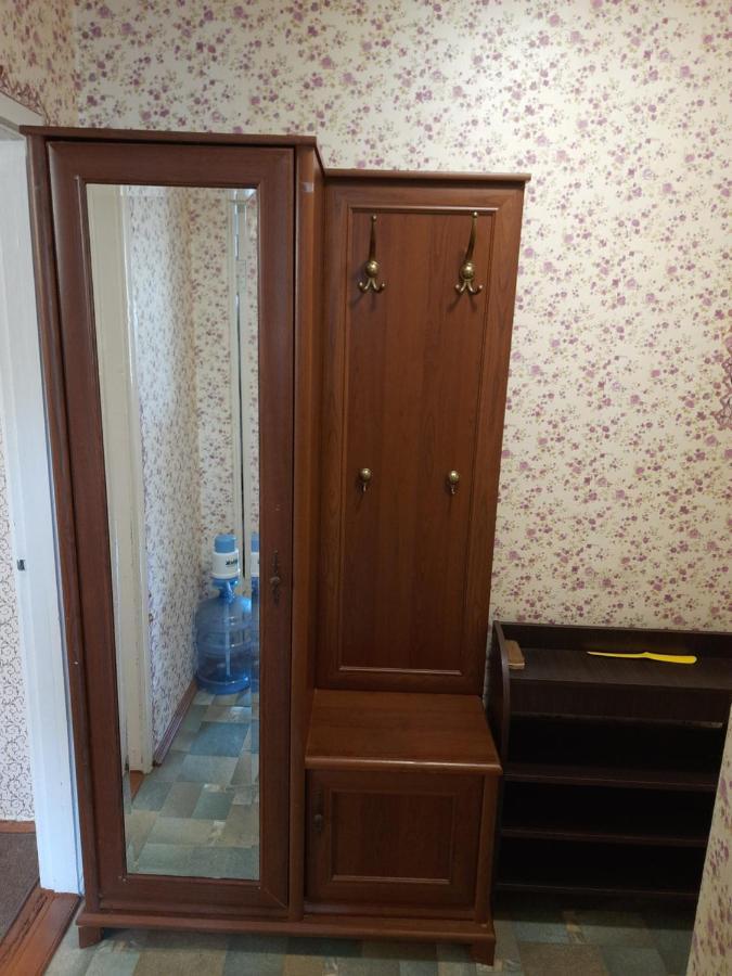 Однокімнатна Квартира Ботанічний Сад คาเมียเนตส์-โปดิลสกี ภายนอก รูปภาพ